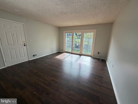 5th image of 20 Kite Ct