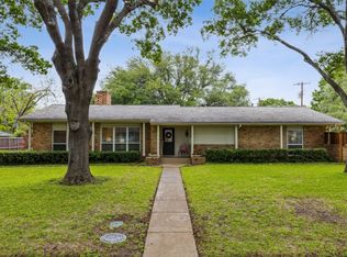 3949 Fantasia Ln, Dallas, TX 75229
