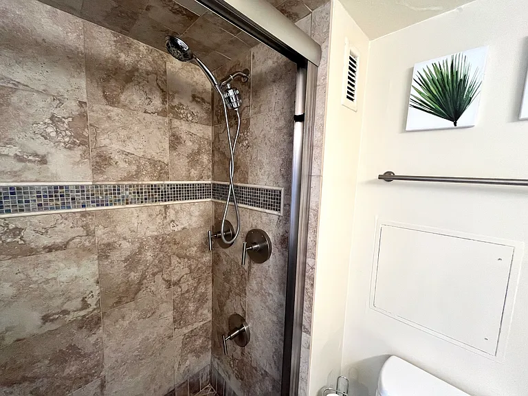880 Mandalay Ave #C1013 — Photo 35