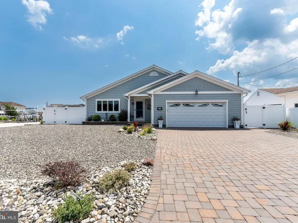 1149 E Hickory Dr, Lanoka Harbor, NJ 08734