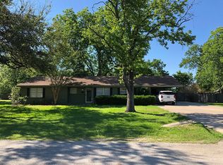 213 Browning St, Groesbeck, TX 76642