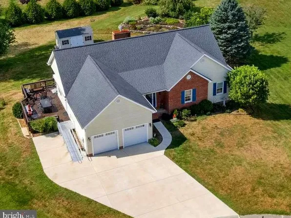 2723 Windwood Dr, Winchester, VA 22601