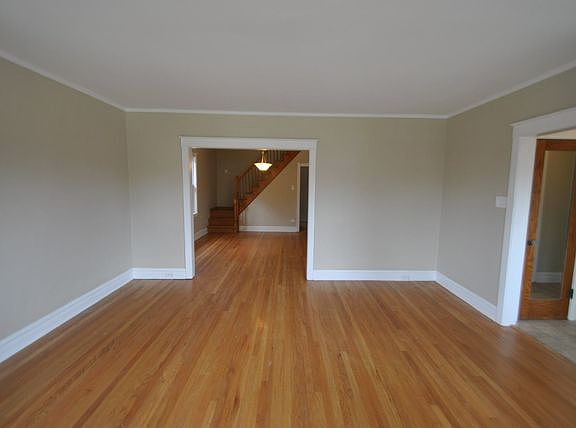 4th image of 7734 W Elmgrove Dr