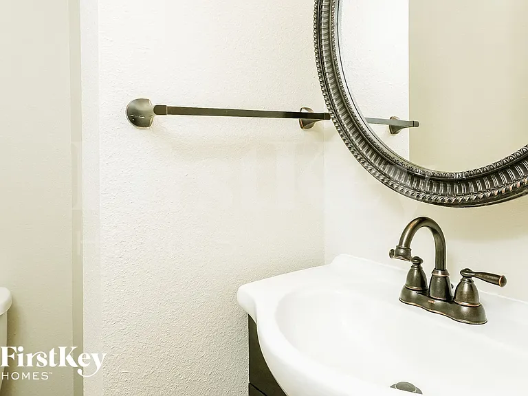 1181 Kenwood Dr — Photo 10
