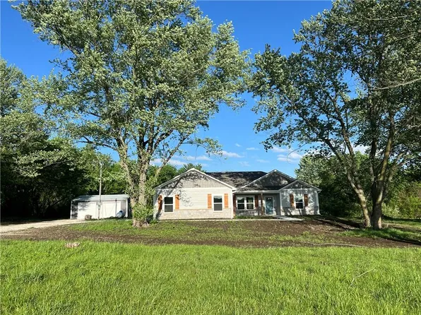 1108 NW Oo Hwy, Odessa, MO 64076