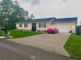 169 Redwood Ln, East Bernstadt, KY 40729