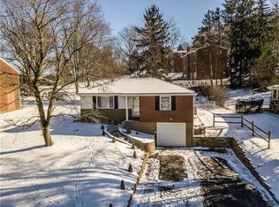 9112 Cromwell Dr, Pittsburgh, PA
