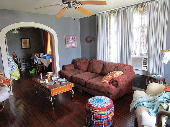 3rd image of 2321 44th St