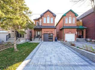 203 Raleigh Ave, Toronto, ON M1K 1A5