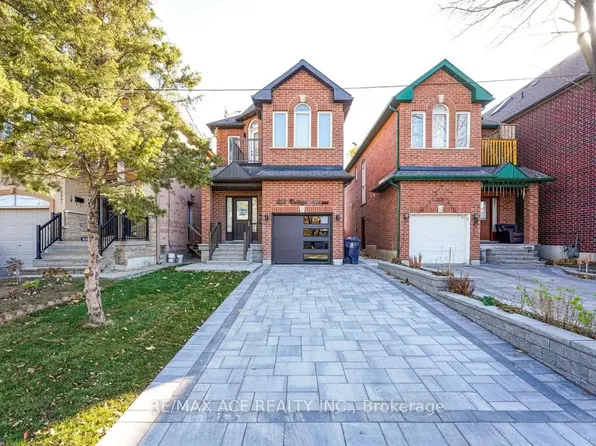 203 Raleigh Ave, Toronto, ON M1K 1A5