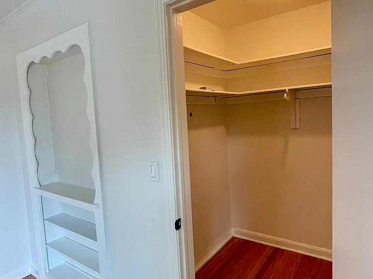 9323 W Wisconsin Ave — Photo 12