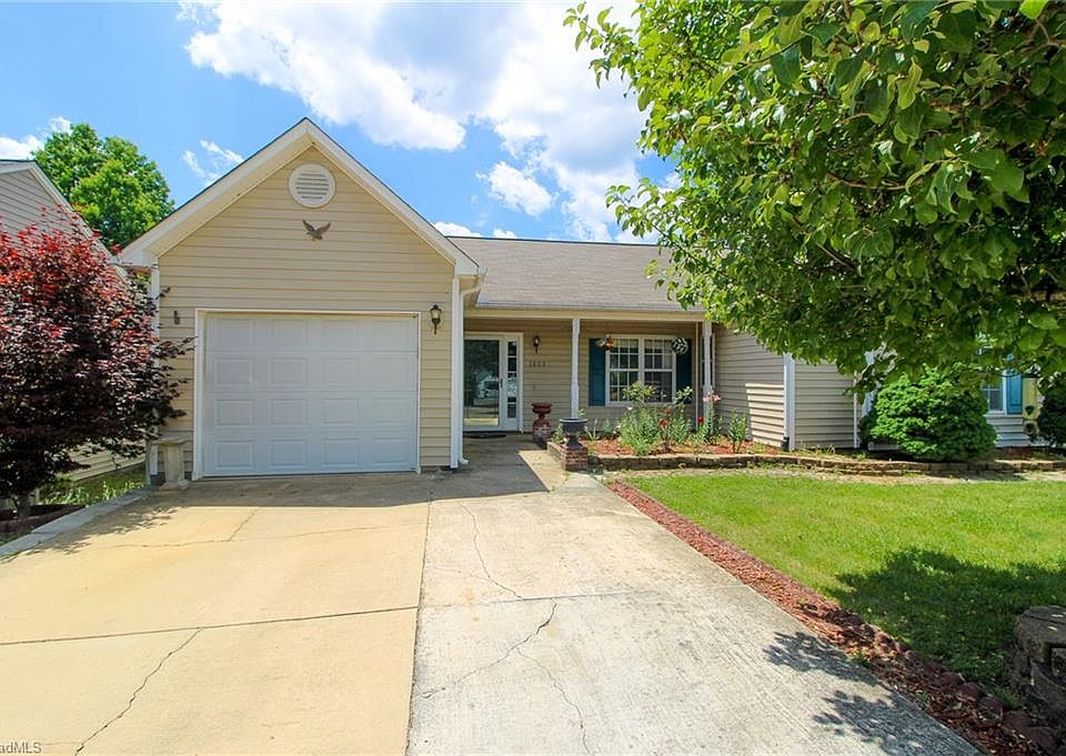 1st image of 3803 Abbeywood Dr