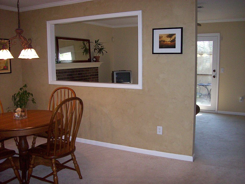 1st image of 427 Westfield Dr