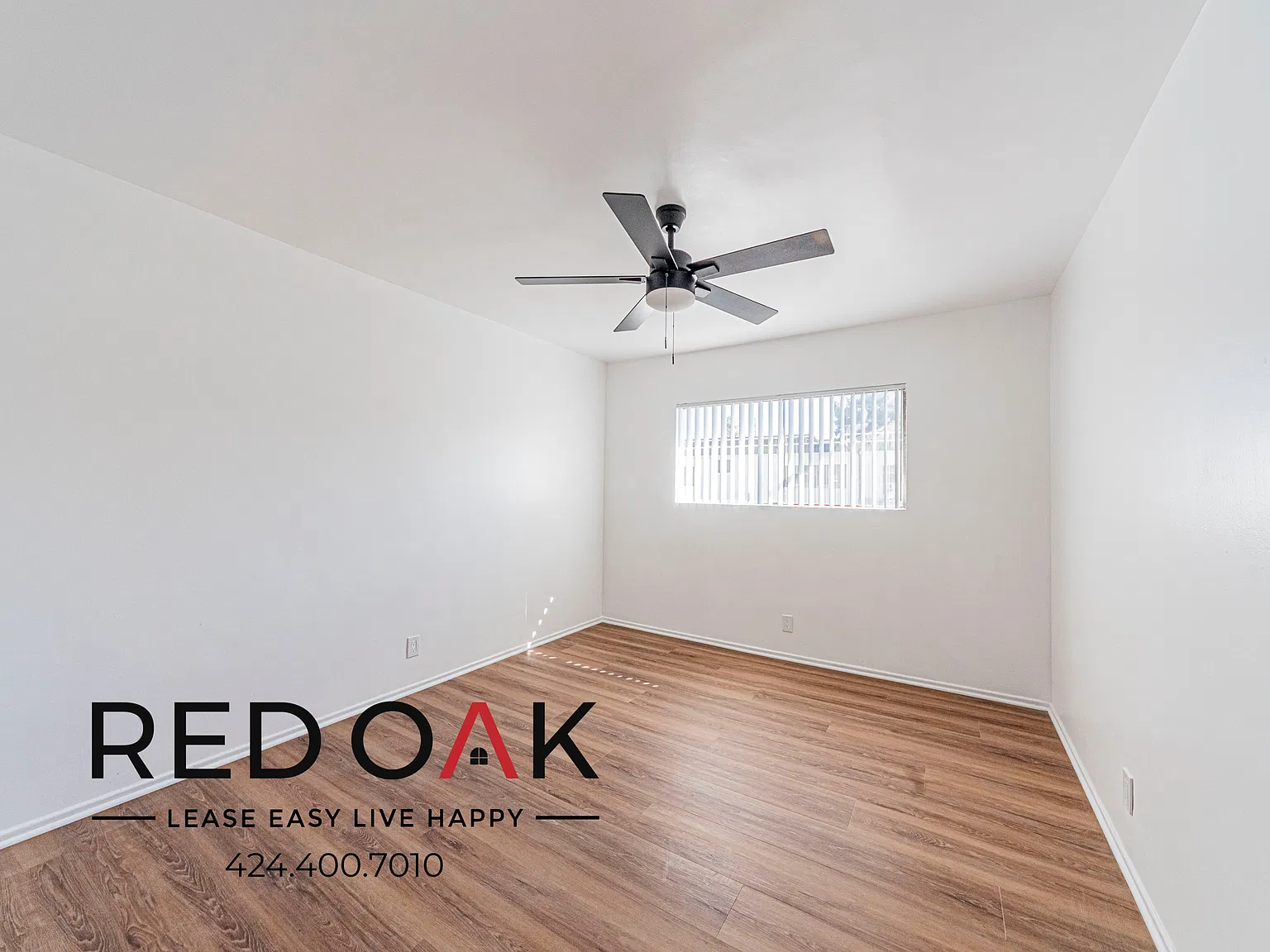 Sunlit One Bedroom with Eat-In Kitchen, On-Site Laundry, and Included Parking ~ In Prime Reseda! — Photo 3
