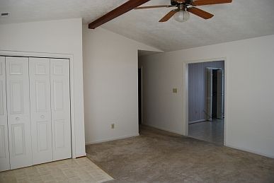 4th image of 705 Woodnote Ln