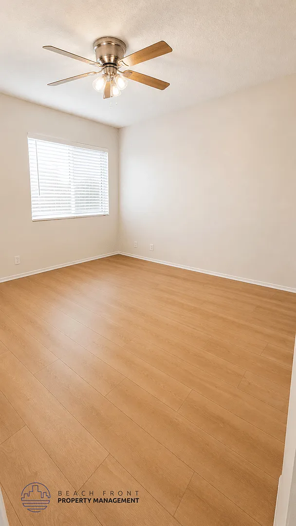 360 E. Erna — Photo 2