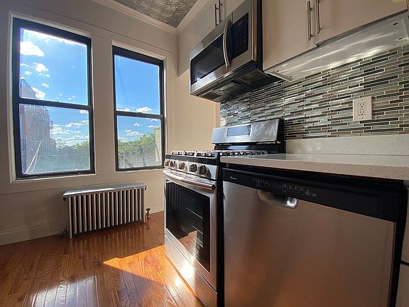 5th image of 582 7th Ave APT 2L