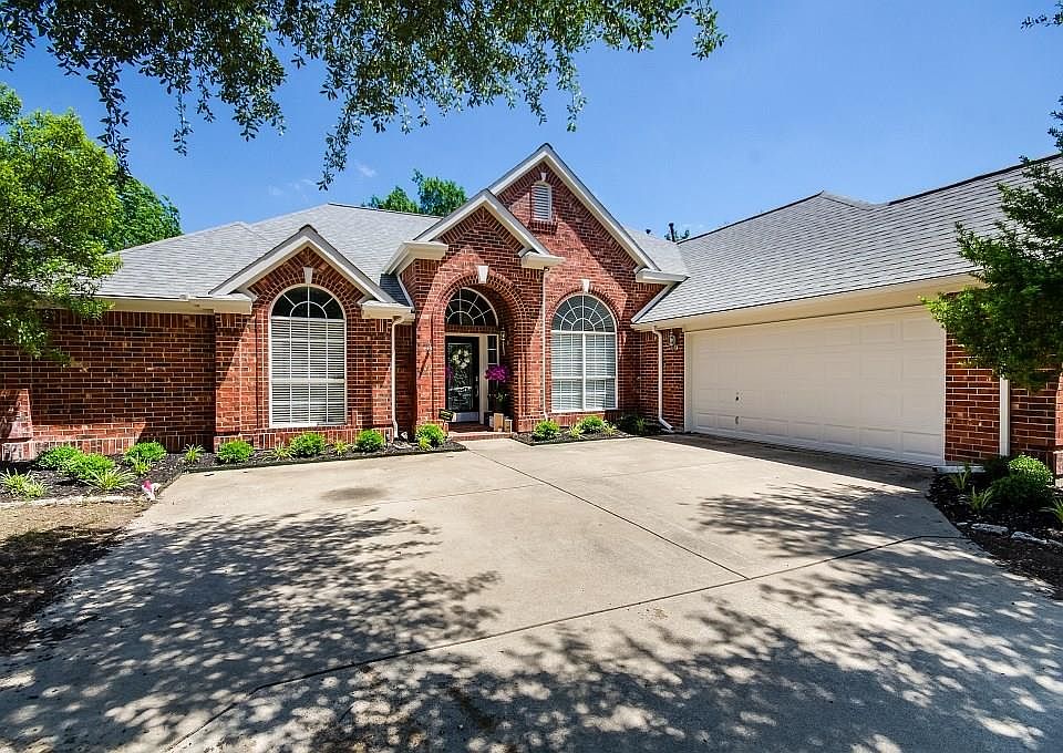 1st image of 1511 Briar Meadow Dr