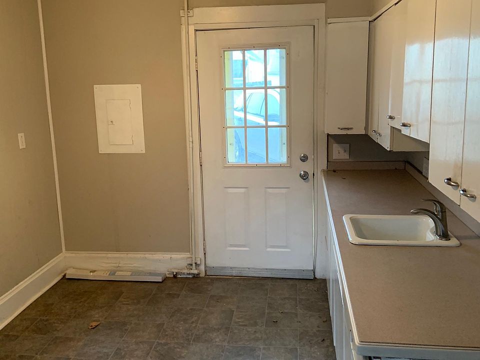 Kitchen Looking out the back Door