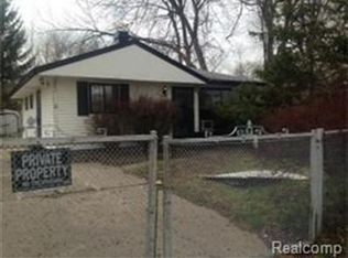 229 W Sheffield Ave, Pontiac, MI