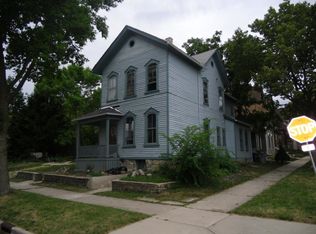 102 W Vine St, Milwaukee, WI 53212