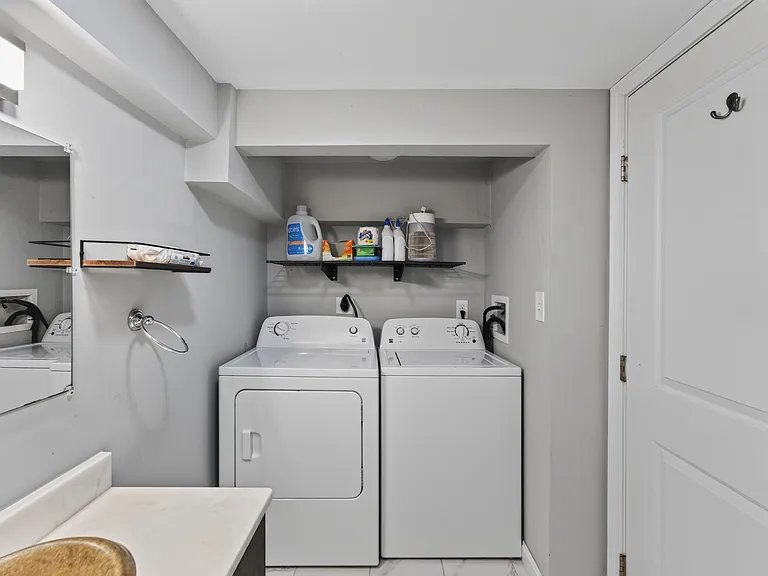 353 Sumner St #1A — Photo 14