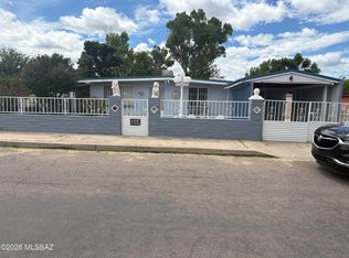 27 Chula Vista Ln, Nogales, AZ 85621