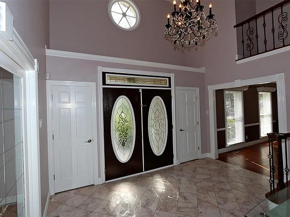 4th image of 2352 Richborough Rd