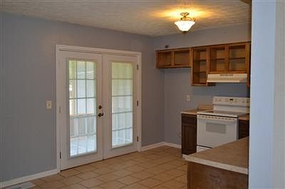 2nd image of 114 Quail Run