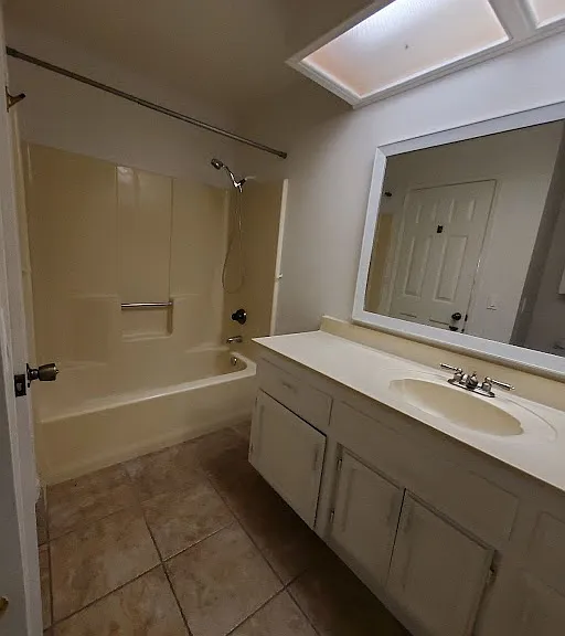 225 Michele St — Photo 15