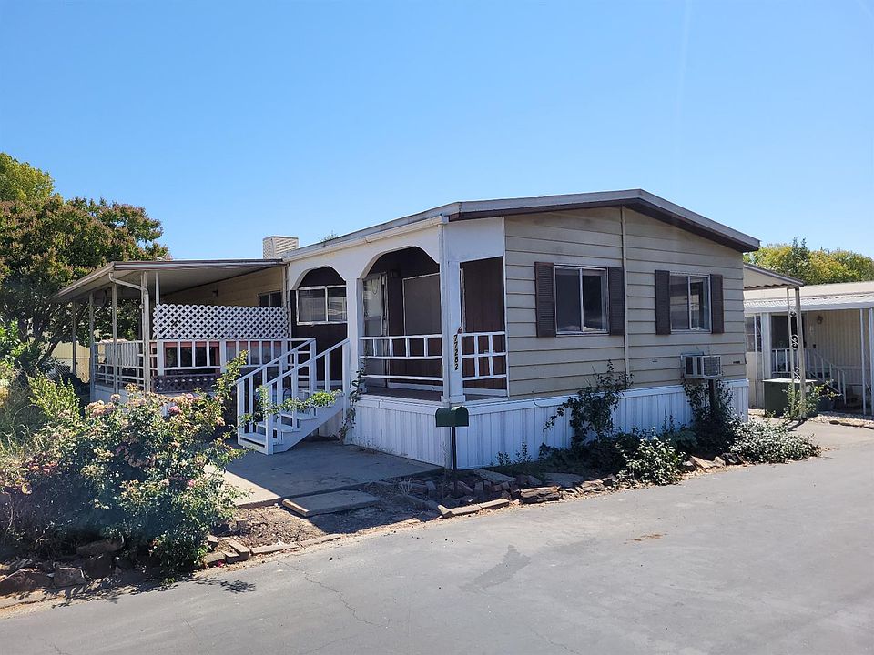 2nd image of 77282 Lauppe Ln