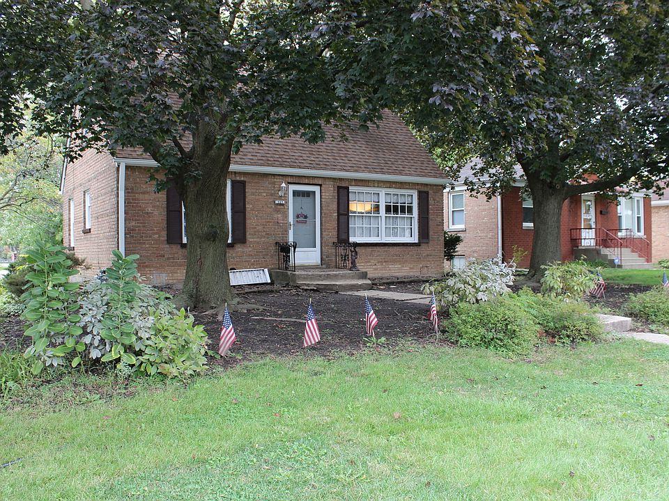 2nd image of 707 N Lee Blvd