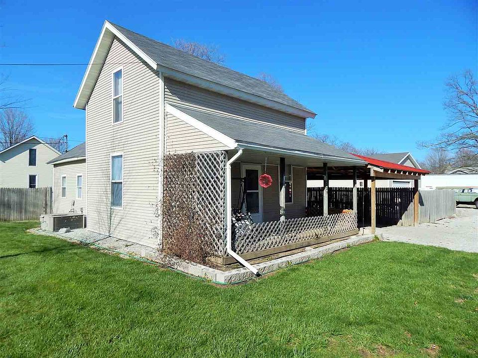 1st image of 225 W Main St