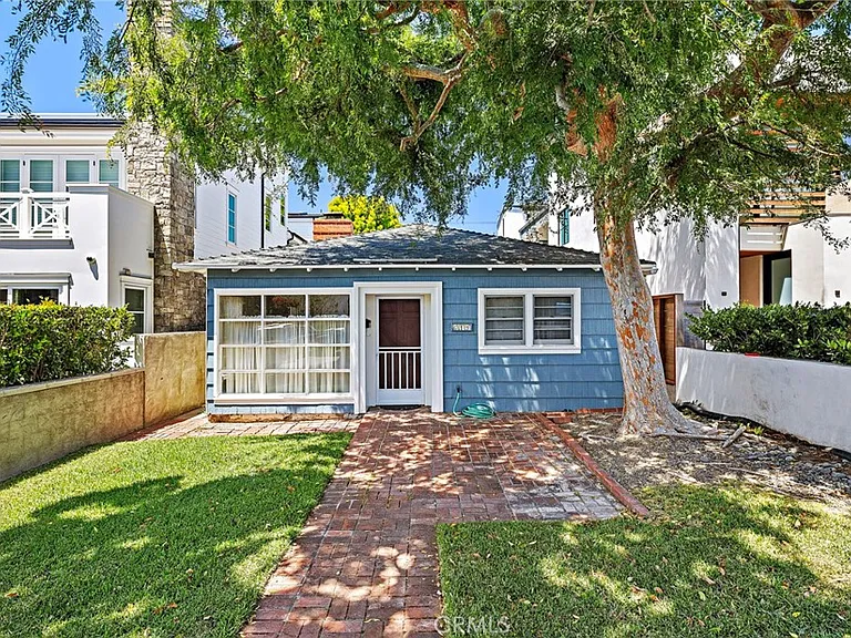 619 Narcissus Ave — Photo 2