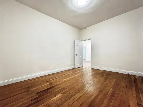 240 West 104th Street image 5 of 9