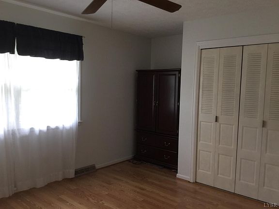 5th image of 166 Worley Dr