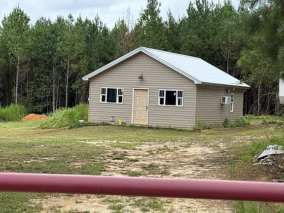 2nd image of 401 County Road 2401