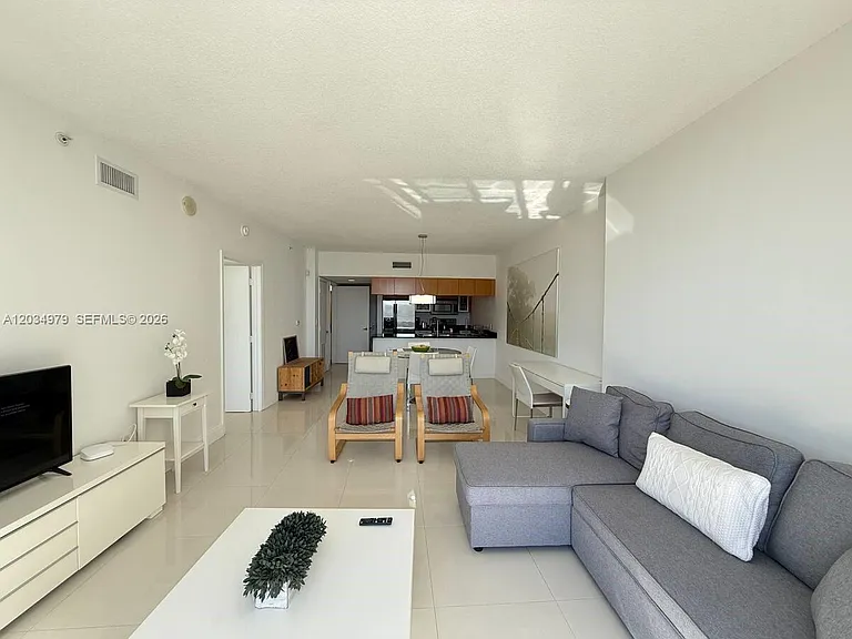 1750 N Bayshore Dr #3010 — Photo 18