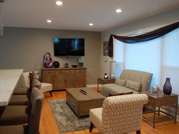2nd image of 222 Lynbrook Dr
