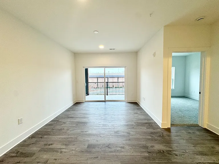 175 Black St W #203 — Photo 10