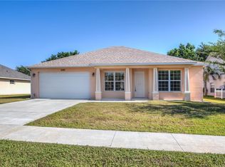 2593 W Moonlight Ln, Eustis, FL 32726