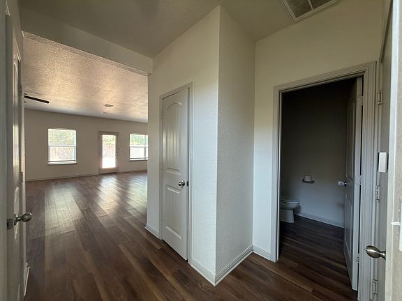 5th image of 1440 Fairhaven Gtwy