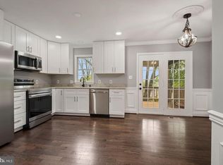 2046 Putnam Rd, Baltimore, MD 21227