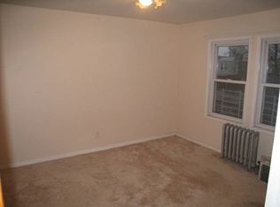3230 44th St APT 2F, Astoria, NY 11103