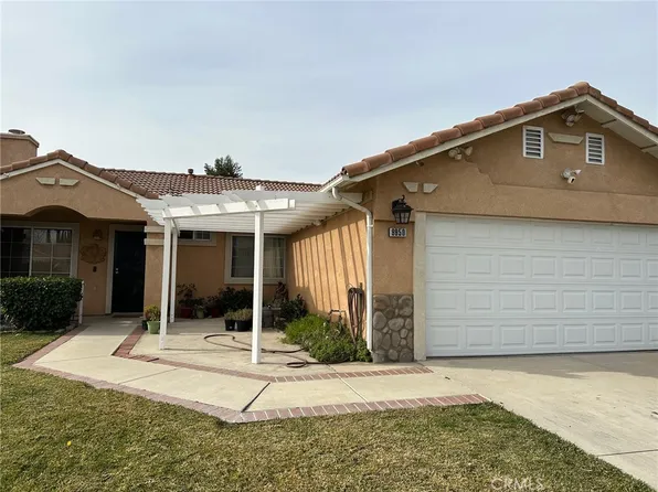 9950 Frankfort Ave, Bloomington, CA 92316