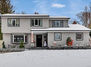 20 Soundview Drive, Shoreham, NY 11786