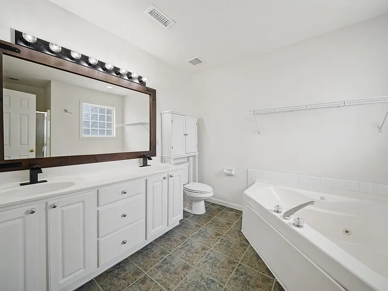 4720 Beach Bay Ct — Photo 24