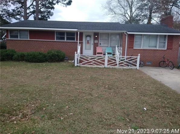 206 Kimbrough Rd, Clinton, NC 28328
