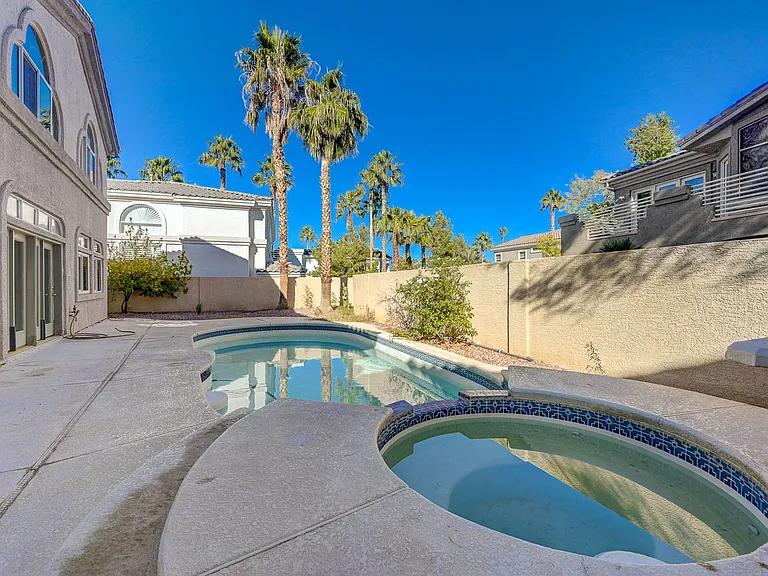 1934 Grey Eagle St — Photo 58
