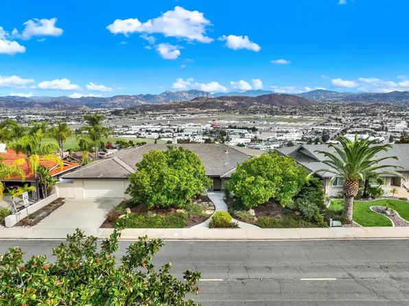 1479 Hacienda Dr, El Cajon, CA 92020